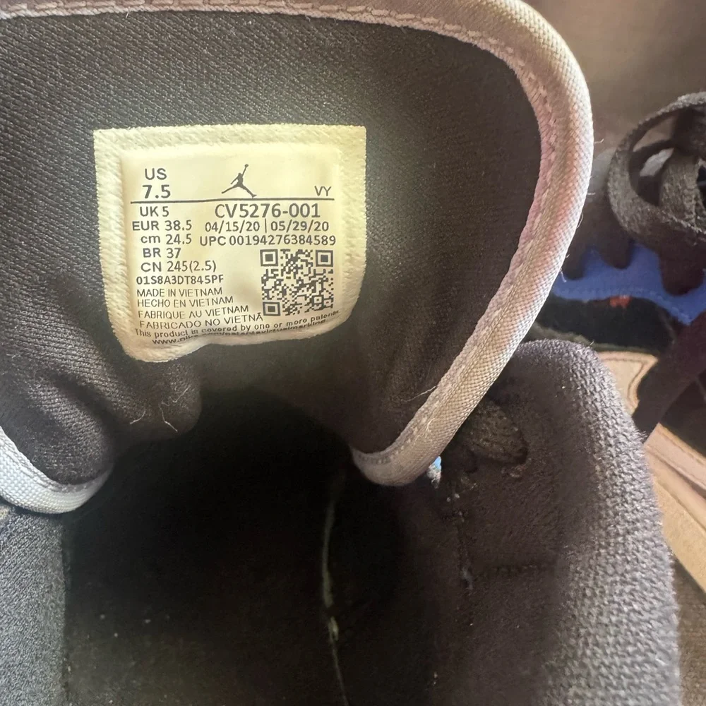 Jordan Black and Orange High-Top Sneakers - Picture 4 of 4